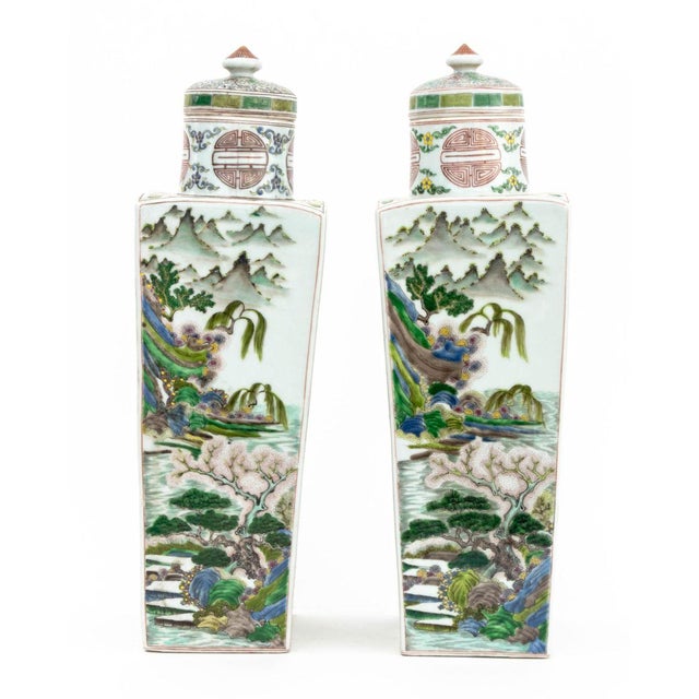 Chinese Famille Verte Square Covered Vases, 2 For Sale - Image 9 of 15