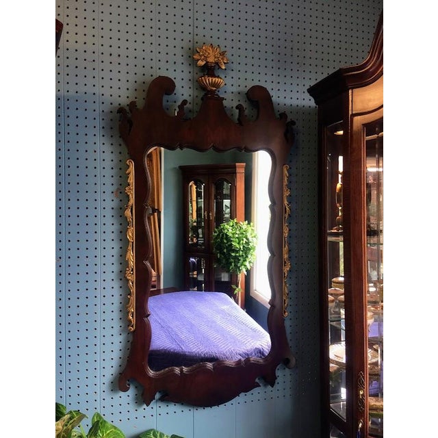 Traditional Vintage Federal Style Mirror For Sale - Image 3 of 10