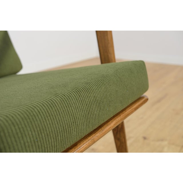 Model 300-139 Lounge Chairs from Swarzędz Factory, 1960s, Set of 2 For Sale - Image 18 of 18