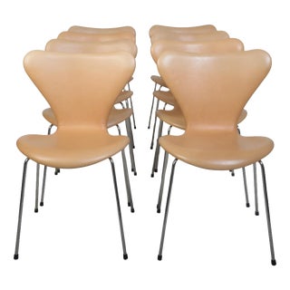 Vintage Seven Chairs in Light Anilin Leather by Arne Jacobsen, 2000s, Set of 8 For Sale