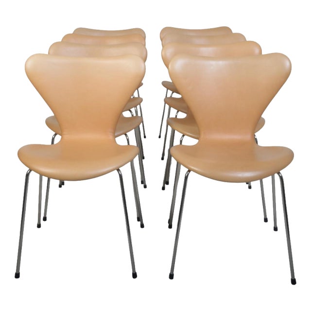Vintage Seven Chairs in Light Anilin Leather by Arne Jacobsen, 2000s, Set of 8 For Sale