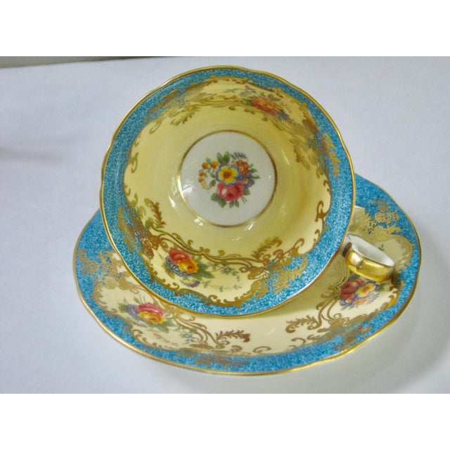 English Aynsley Vintage Hand Decorated Floral Bouquet Cup & Saucer Set- 2 Pieces For Sale - Image 3 of 7