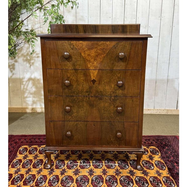 English Chest of Drawers in Walnut Burl and Oak, 1930s For Sale - Image 18 of 18