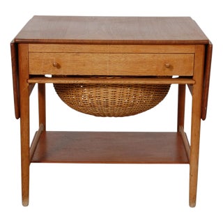 Sewing Table in Teak and Oak by Hans Wegner, 1960s For Sale
