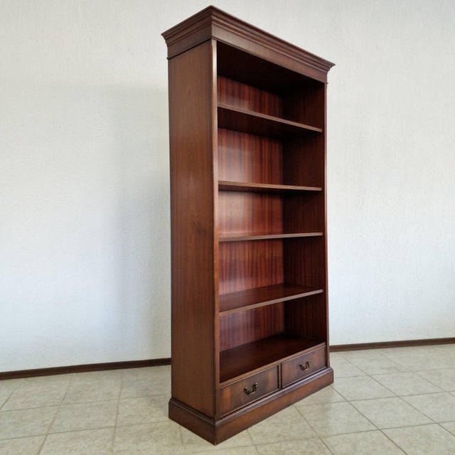 Chesterfield Bookcase in Wood, 2000s For Sale - Image 4 of 6