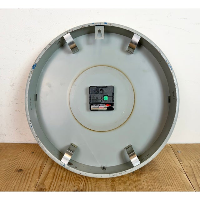 Vintage Beige School Wall Clock from Van Doorn, 1960s For Sale - Image 17 of 18