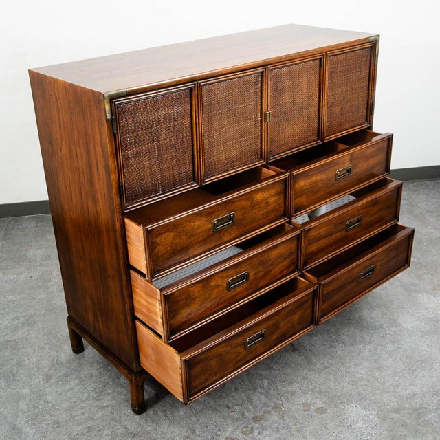 Mid Century Modern Dresser Gentlemans Chest 8 Drawer Wood Henredon Circa '75 MCM For Sale In Sacramento - Image 6 of 12
