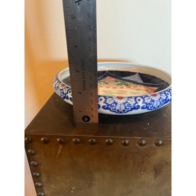 Ceramic Antique Japanese Imari Porcelain Bowl Meiji Period Landscape Design 8.5" For Sale - Image 7 of 7