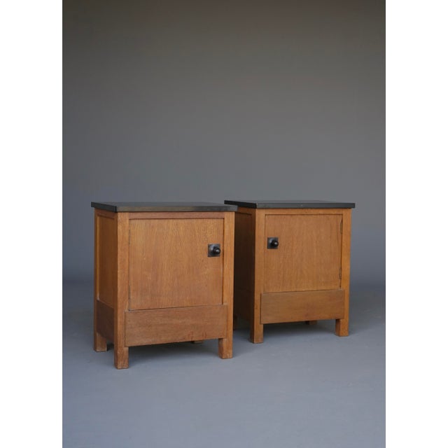 Modern Art Deco Oak Bedside Cabinets by Henk Wouda for Pander & Zn., 1920s, Set of 2 For Sale - Image 3 of 18