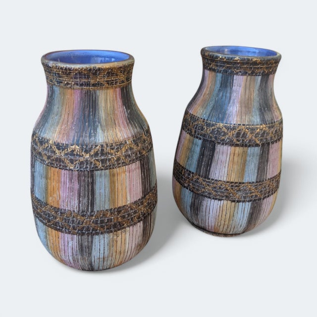 Vintage Italian Aldo Londi for Bitossi Seta Sgraffito Ceramic Pottery Vases - A Pair For Sale In Charlotte - Image 6 of 12