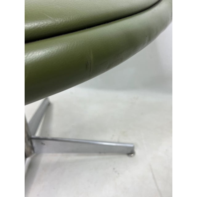 Vintage 1970's Green Steelcase Armchair For Sale - Image 10 of 12