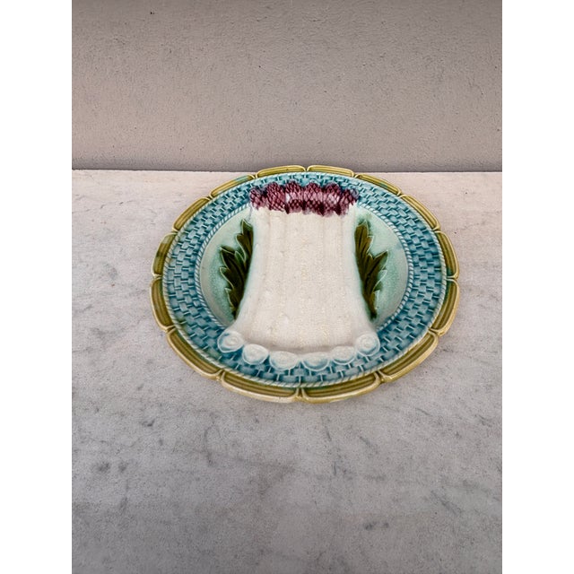 Large French Majolica asparagus plate Orchies, circa 1890.