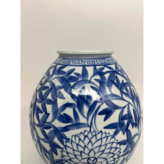Vintage Japanese Blue and White Floral Bamboo Decorated Vase For Sale - Image 4 of 8