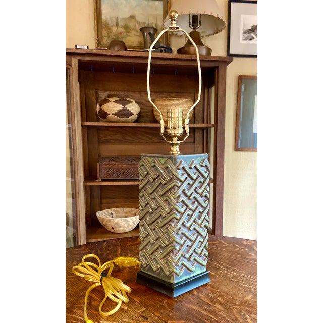 Transitional Chinese Hand Carved Pottery Table Lamp by Hwang Bishop For Sale - Image 3 of 10