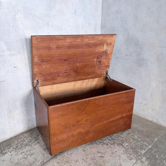 Mid-Century Teak Storage Blanket Box Chest on Castors, 1960s For Sale - Image 9 of 10