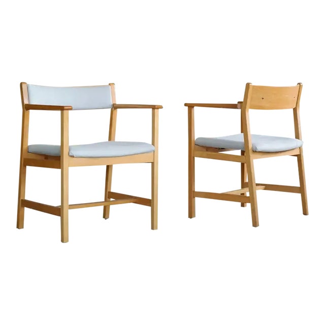 Borge Mogensen Pair of Model 3242 Oak Side or Armchairs for Fredricia For Sale