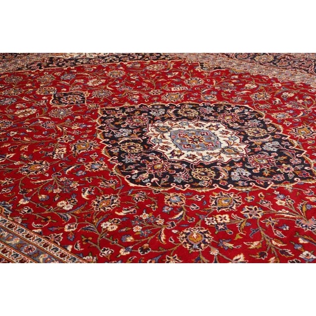 Textile Kashan Rug in Virgin Wool For Sale - Image 7 of 11