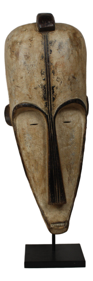 Catch Mask on Stand