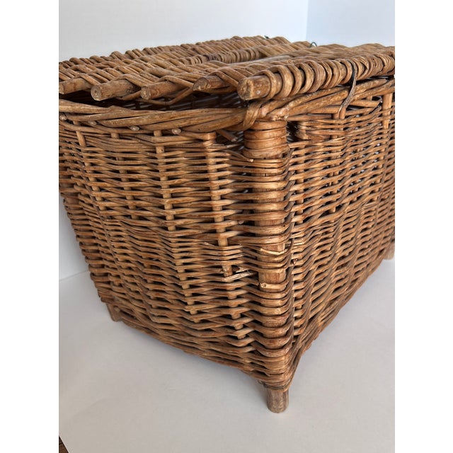 Brown Vintage English Wicker Lidded Storage Basket Side Table For Sale - Image 8 of 8
