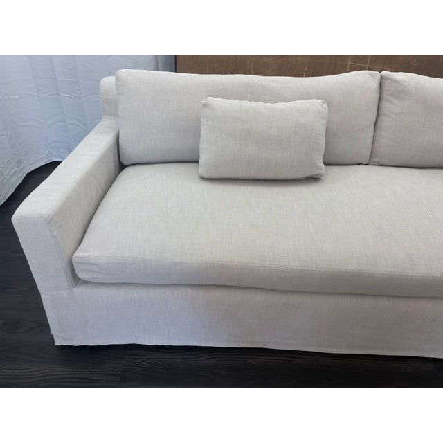 Rh Belgian Track Arm Sofa 9' Luxe Depth | Dove Perennials® Performance Textured Linen Weave | Down-Feather Fill For Sale In Columbus - Image 6 of 18