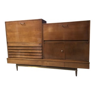 American of Martinsville Bar & Desk For Sale