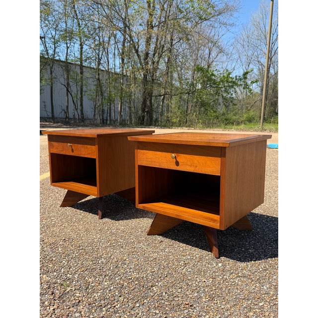 George Nakashima for Widdicomb Nightstands – Pair 1959 Origins Collection If you’re building a serious collection… this is...
