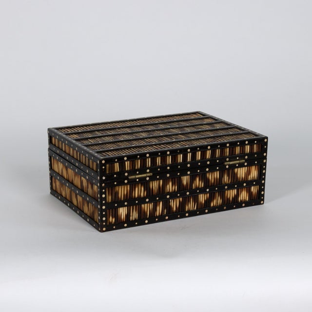 Anglo Indian Large Scale Ebony and Quill Box, Circa 1880 For Sale In San Francisco - Image 6 of 13