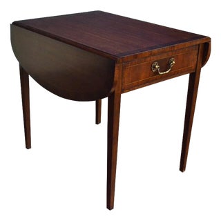 Henkel Harris Georgian Mahogany Drop-Leaf Pembroke Side Table For Sale
