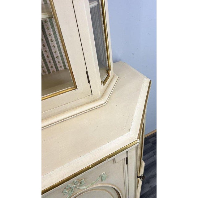 Vintage Display Cabinet in Wood For Sale - Image 9 of 18