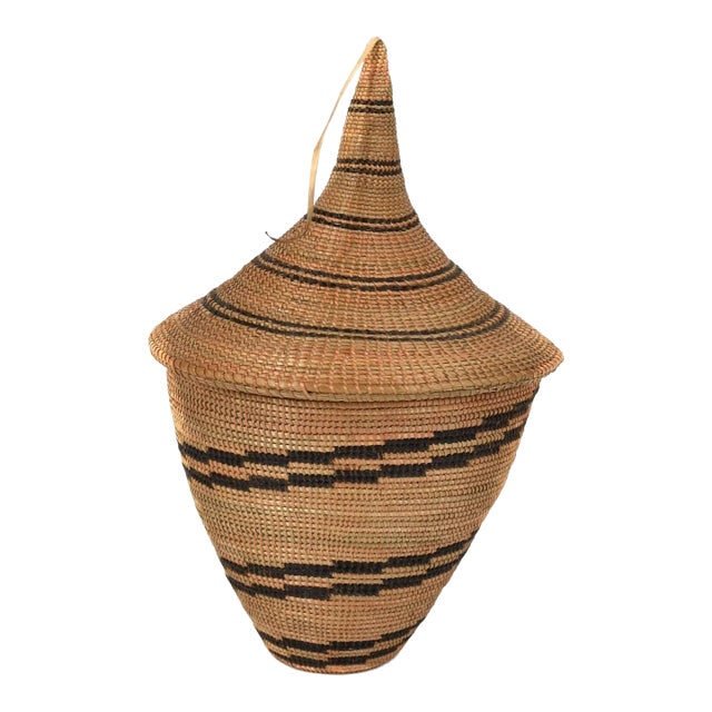 Early 20th Century Tutsi Basket with Lid Rwanda For Sale