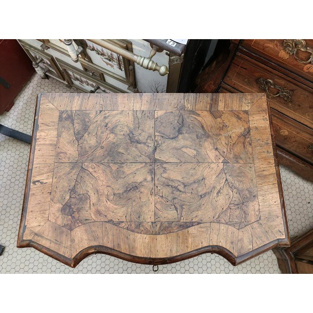 Brown Venetian Bedside Tables, 18th Century, Set of 2 For Sale - Image 8 of 18