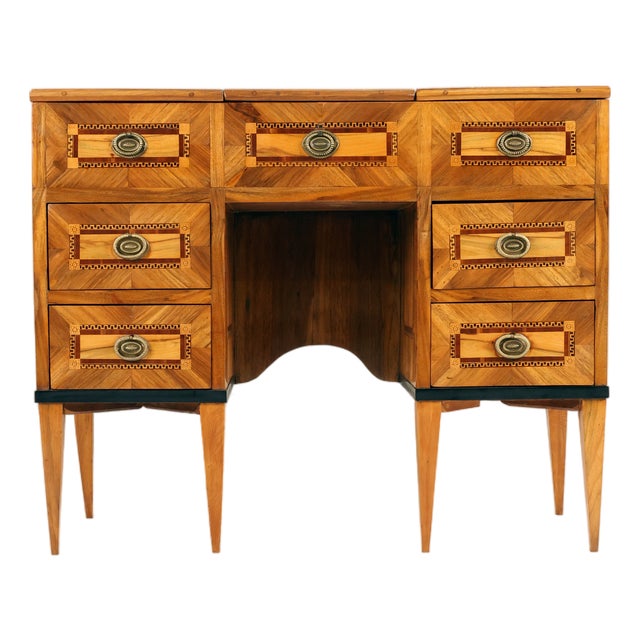 Louis XVI Ladies Writing Desk with Walnut, 1800 For Sale