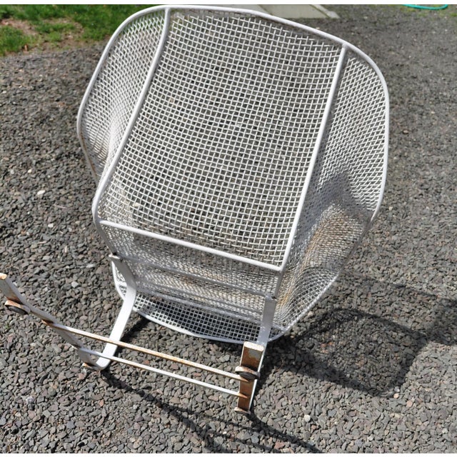 Mid-Century Modern 1950s Woodard Sculptura Spring Chair Unmarked For Sale - Image 3 of 7