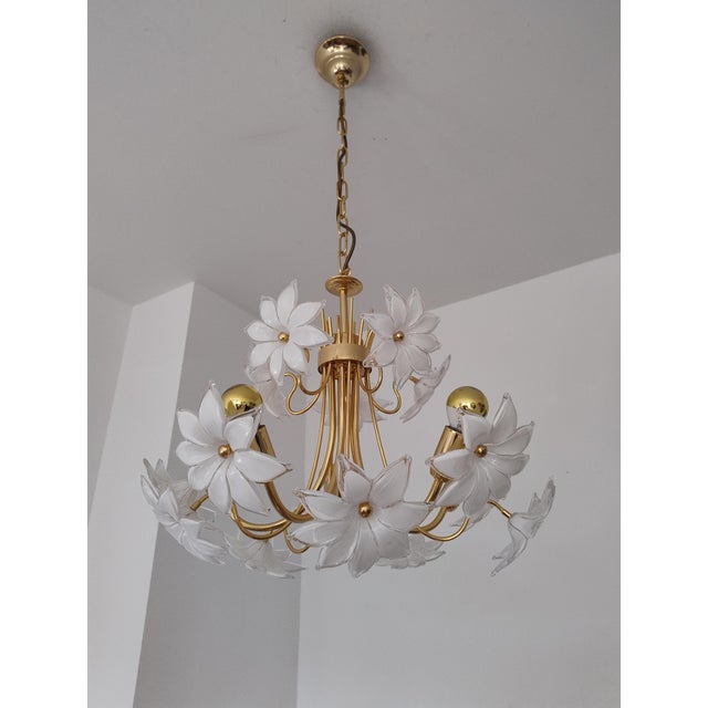 Murano Glass White Flowers Chandelier, 1970s For Sale - Image 11 of 18