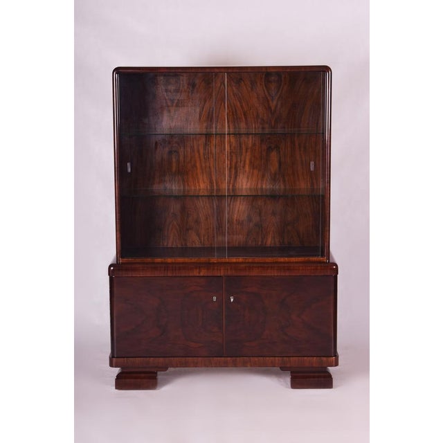 Art Deco Display Cabinet in Walnut, 1930s For Sale - Image 14 of 14
