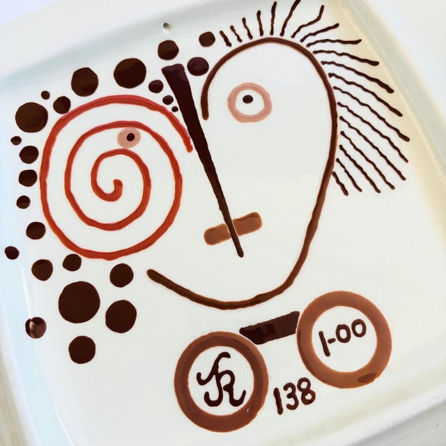 Pablo Picasso Large Ceramic Tray - Tete Appuyee Sur Les Mains II For Sale - Image 9 of 10