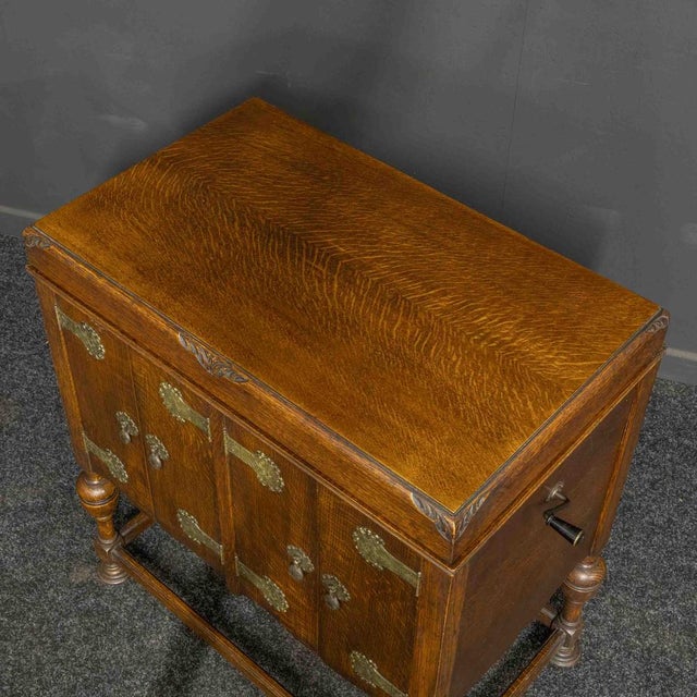 Brown 20th Century Vokal Wind Up Gramophone For Sale - Image 8 of 15