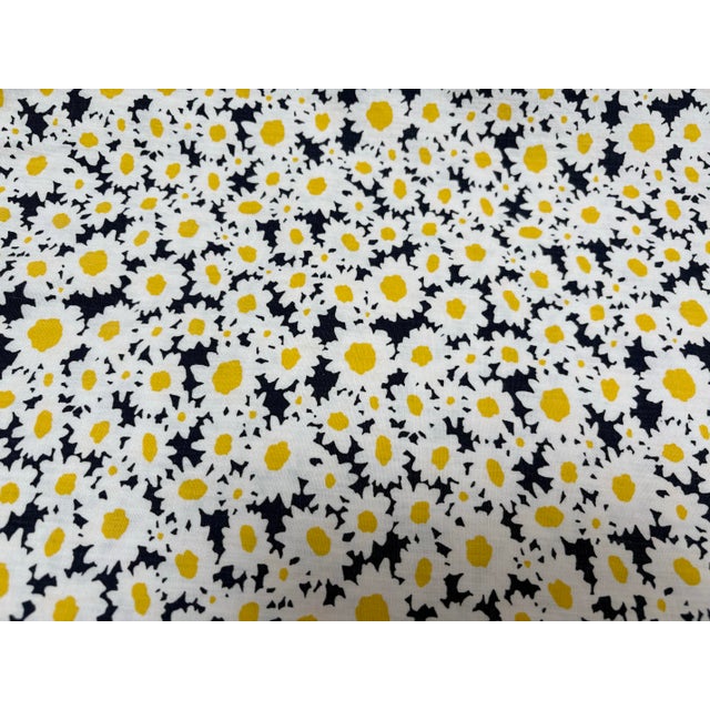 Fabulous vintage Kate Spade all cotton floral tablecloth against the dark background. Bold white Daisy, flowers with...