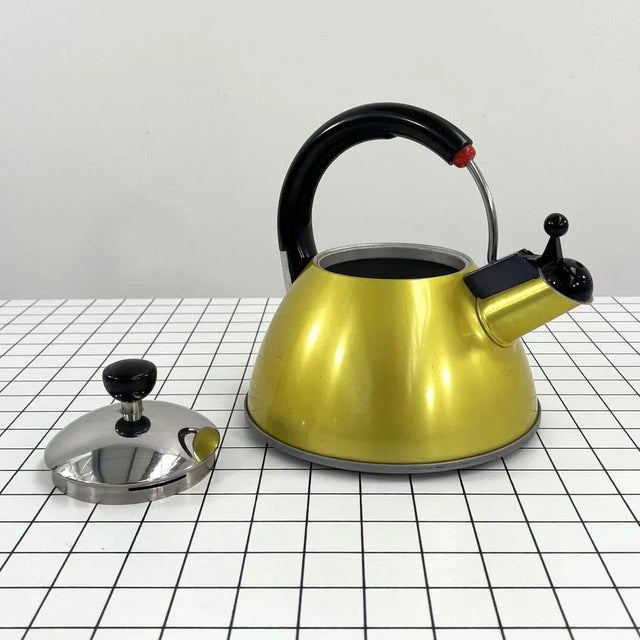 Yellow Tea Kettle from Mikado, Japan, 1980s For Sale - Image 4 of 8