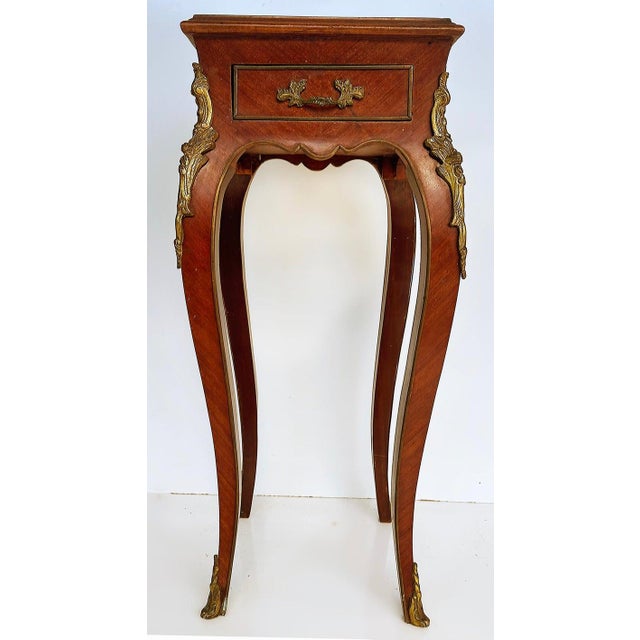 French Classic Louis XV Style Marquetry Nightstands With Drawer, 1910 For Sale In Miami - Image 6 of 9