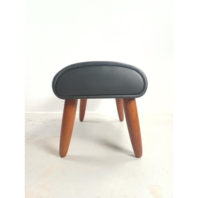 Fully Restored Danish Ottoman in Teak and Black Leather, 1960s For Sale - Image 4 of 7