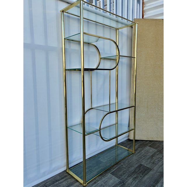 1970s Mid Century Modern Hollywood Regency Brass Etagere in the Milo Baughman Manner. Circa 1970s For Sale - Image 5 of 18