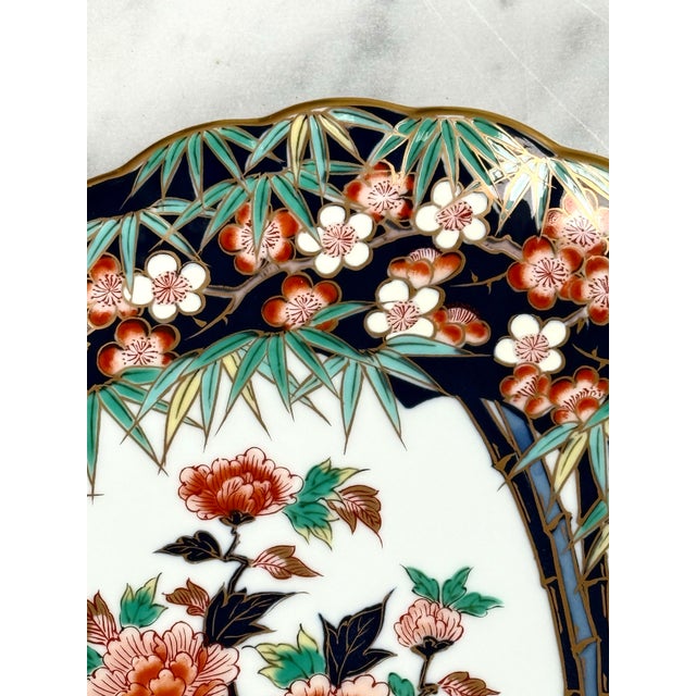 Vintage Japanese Imari Scalloped Plate For Sale - Image 10 of 12