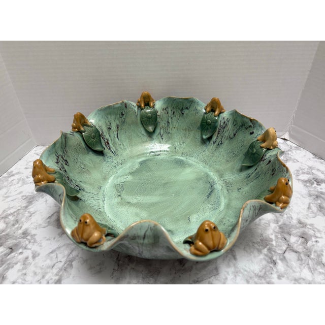 1980s Large Vintage Aqua Glazed Pottery Scalloped Frog Bowl For Sale - Image 5 of 11