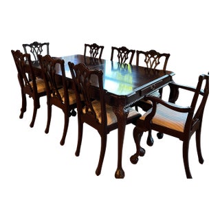1970s Lexington Mahogany Dining Set – 9 Pieces (Table + 8 Chairs) For Sale