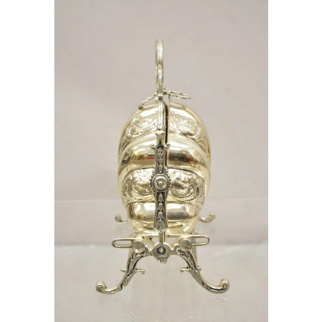 Late 20th Century Vintage Andrea by Sadek Victorian Style Silver Plated Clam Shell Biscuit Box For Sale - Image 5 of 12