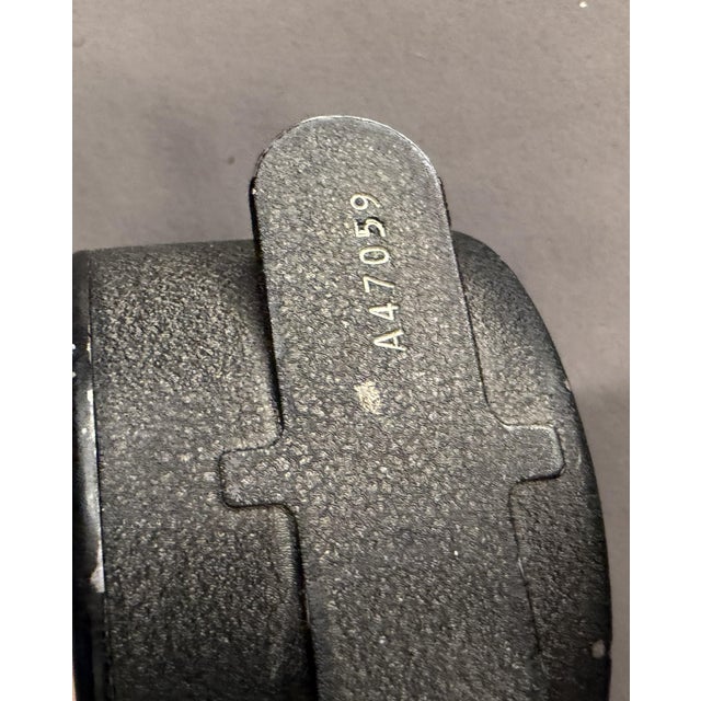 1930s Art Deco Bell & Howell Filmo 134-B 8mm Motion Picture Camera For Sale - Image 10 of 16
