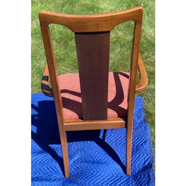 Thomasville "Bryn Mawr" Walnut High-Back Dining Chairs in Knoll Luxe Tempest Bouclé - Set of 6 (2 Arm, 4 Side) 1975 For Sale - Image 11 of 18