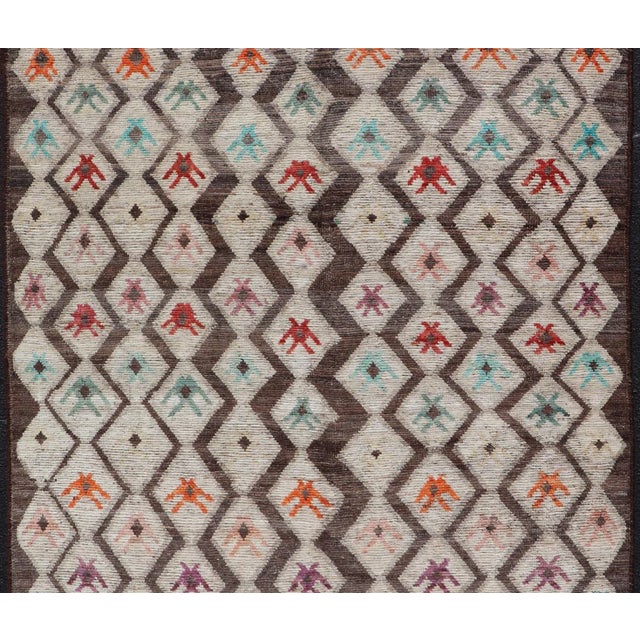Modern Rug in Wool With Sub-Geometric Diamond Design in Multicolor by Keivan Woven Arts For Sale - Image 11 of 12