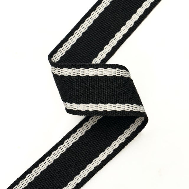 Contemporary Schumacher Sullivan Tape Narrow Indoor/Outdoor In Black For Sale - Image 3 of 4